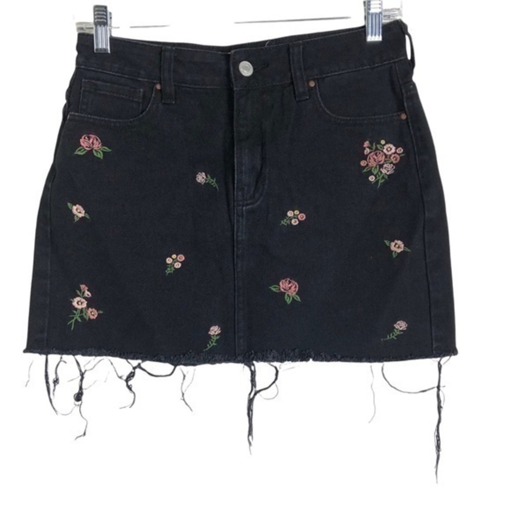 Pacsun Floral Denim Mini Distress Skirt Size 25